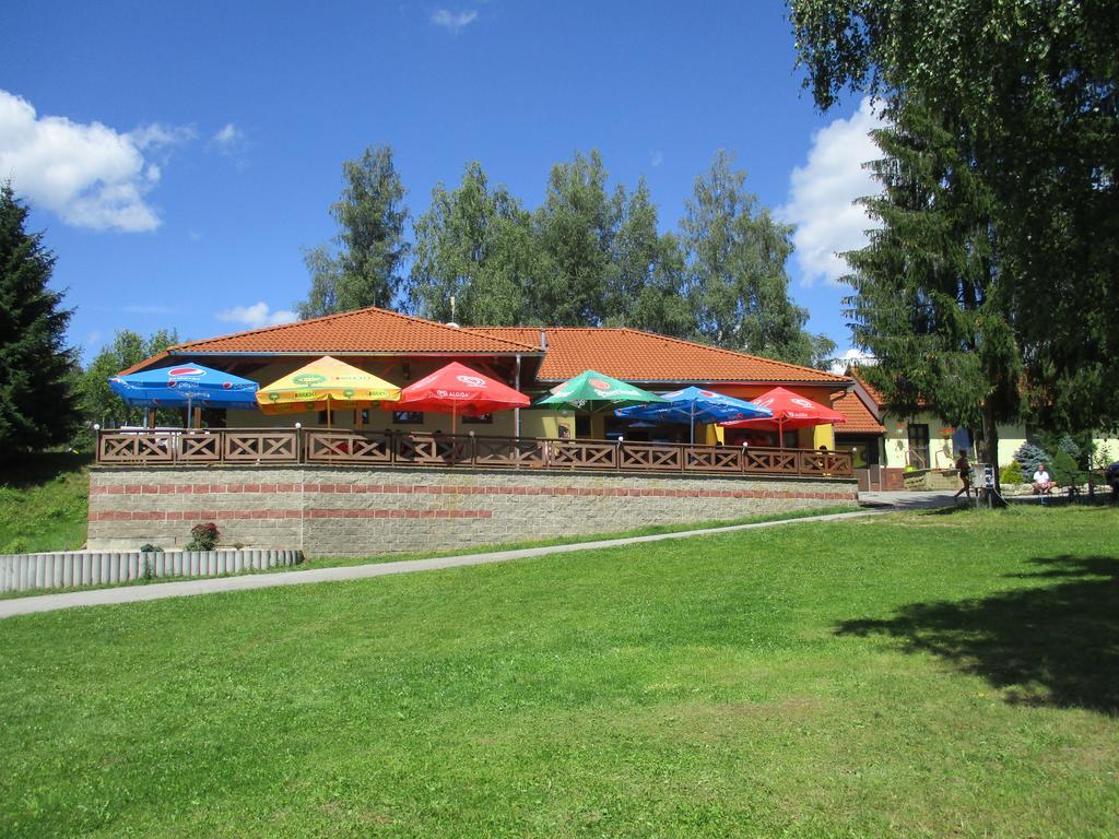 Kemp Lipno - Jenisov Hotel Horní Planá Exterior foto